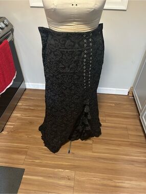 Costume Black Brocade Gothic Mermaid Skirt with Eyelet Detail Size XXL